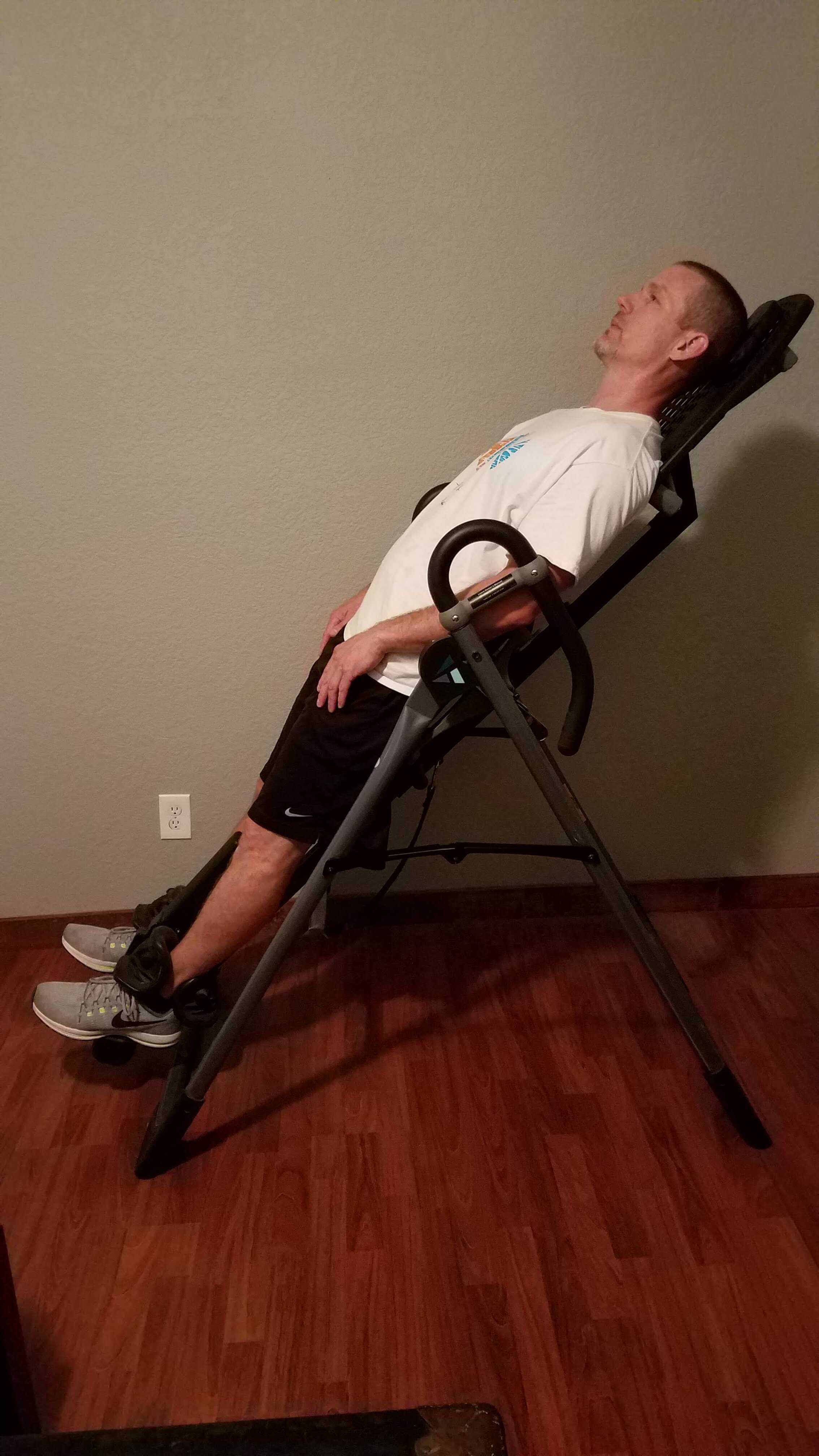 How to use an inversion table properly